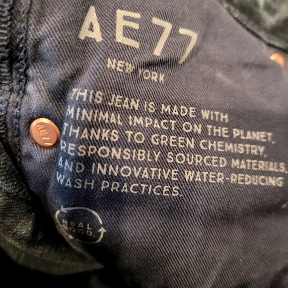 American Eagle Mom Jeans Sz 0 Short (25x24) Black Destroyed Cuffed Denim Organic - Picture 4 of 7